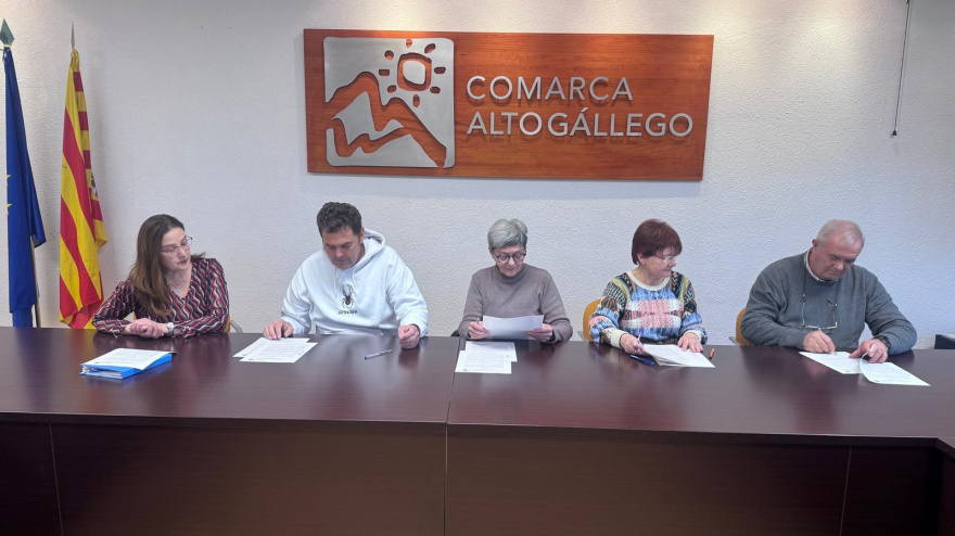 Firma de convenios en el Alto Gállego