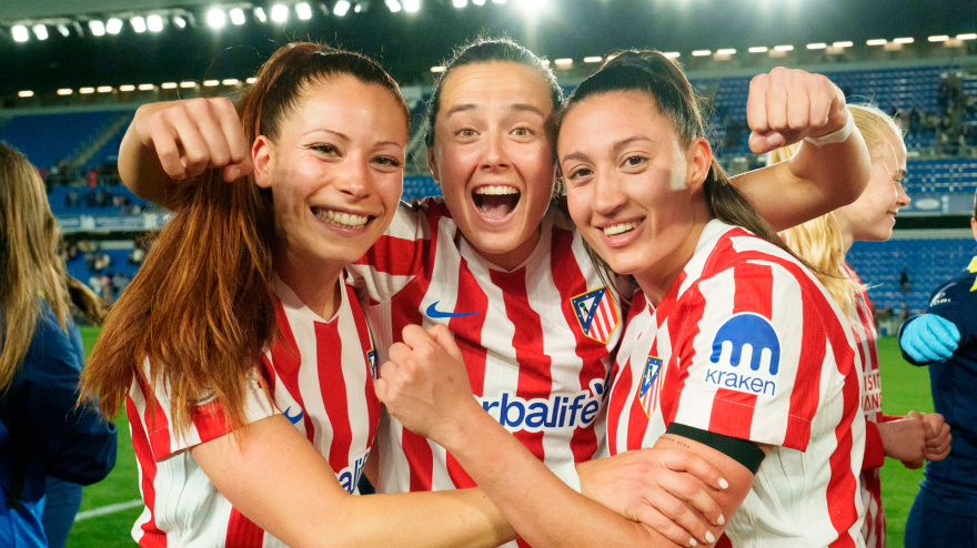 Felicidad en las jugadoras del Atlético de Madrid tras conseguir el pase a la final de la Copa de la Reina