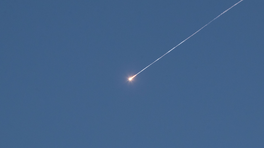 Un ataque con misil iraní deja dos muertos en la periferia de Tel Aviv