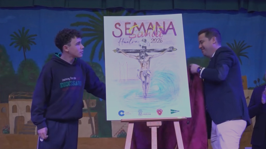 Momento en el que se descubre el cartel