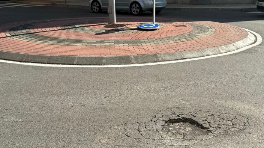 Vila-real presenta un plan de reasfaltado, como explica la vicealcaldesa, María Fajardo