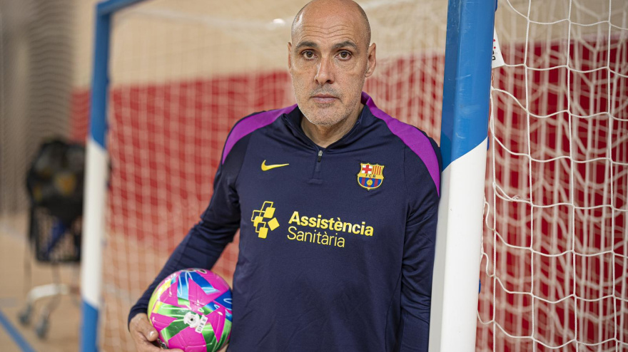 Javi Rodríguez aspira a su primer título como entrenador del Barça