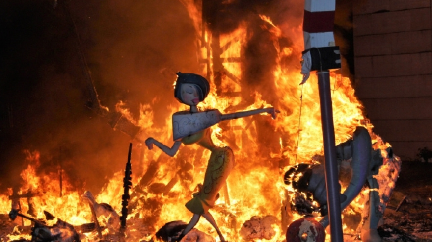 Cremà de Fallas en Burriana