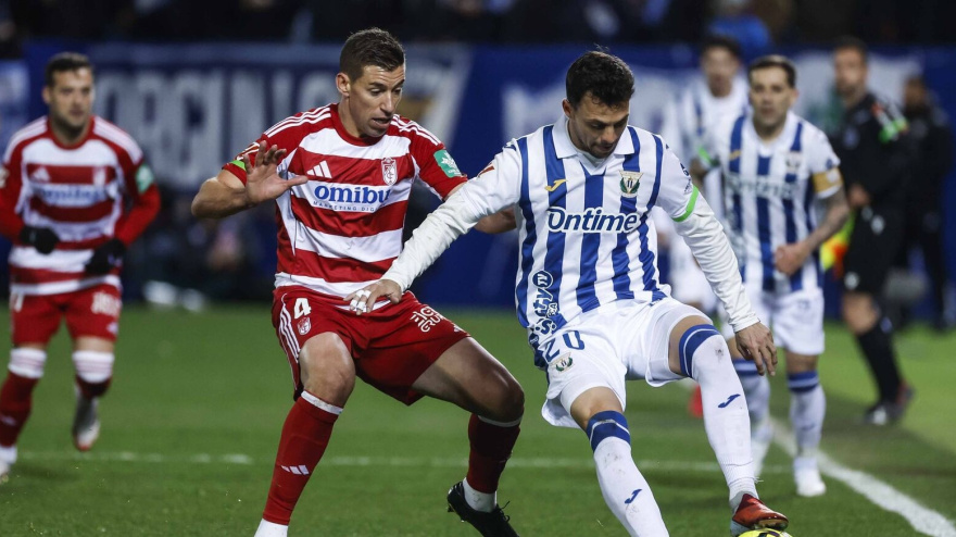 Rubén Alcaraz puede reaparecer el domingo frente a la Real Sociedad B