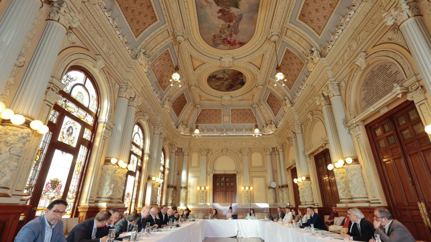 Reunión de la Mesa de la Automoción