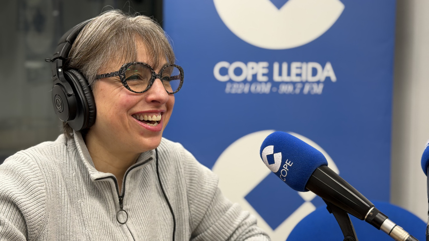 Imma Sabater, infermera veterinaria a Anadón Veterinaris, als estudis de COPE Lleida