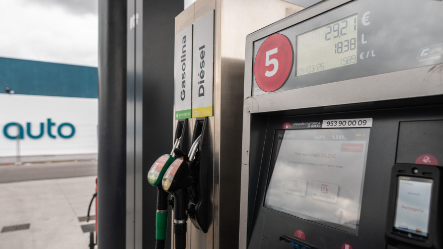 Vista de una gasolinera de bajo coste Petroprix.