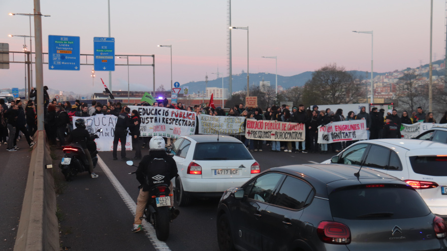 Imagen del corte de esta mañana en la Ronda de Dalt