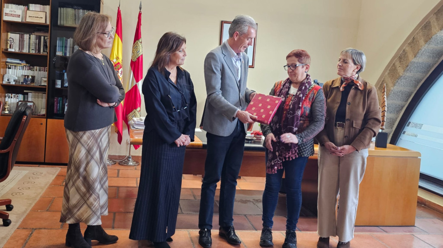 Carmen Sánchez, reconocida como "Enfermera del Año"