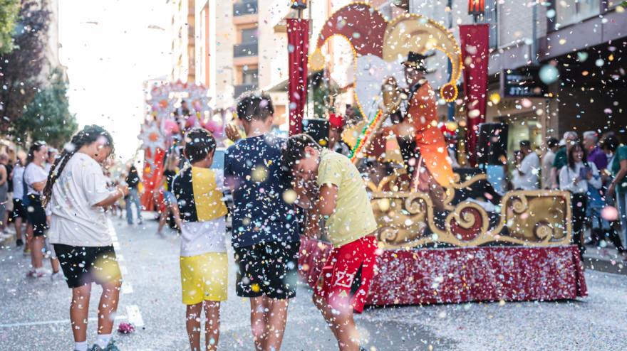 Convocado el concurso para elegir el cartel de las fiestas de Santiago 2026