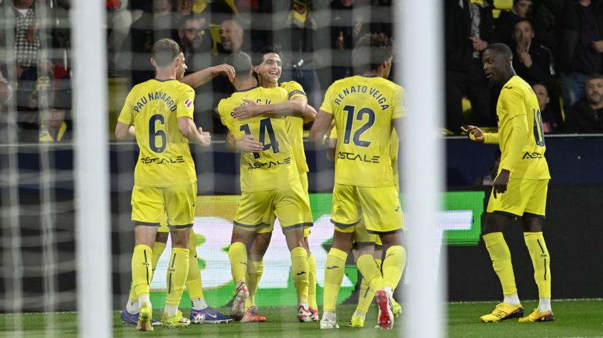 El Villarreal celebra su primer gol en el Villarreal - Real Sociedad