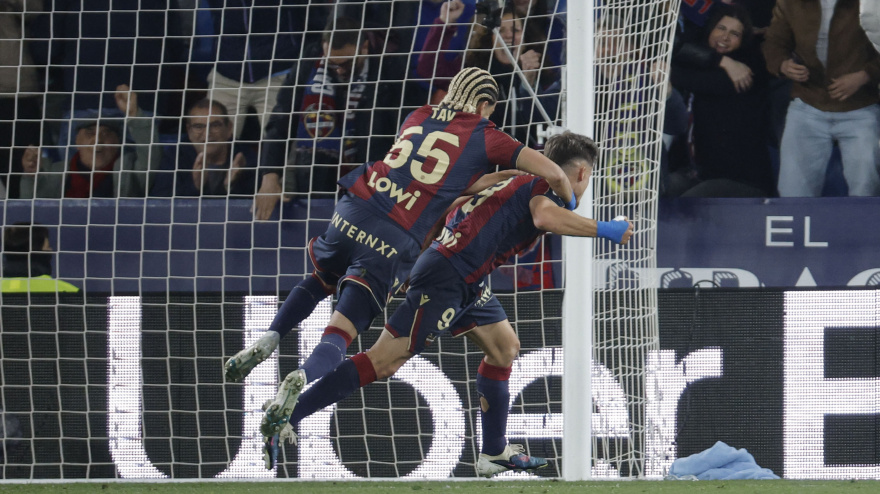 o de la jornada 29 de LaLiga EA Sports entre el Levante y el Oviedo, este sábado en el estadio Ciutat de Valencia