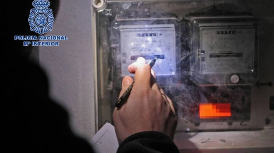 Realizaban las contrataciones vía telefónica como comerciales de una colaboradora de la empresa de suministro