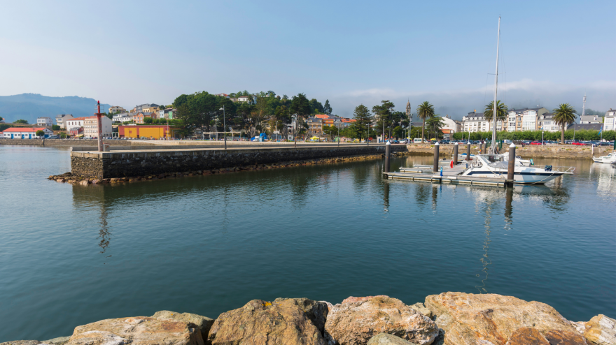 Foto de archivo de la zona del puerto de Ortigueira