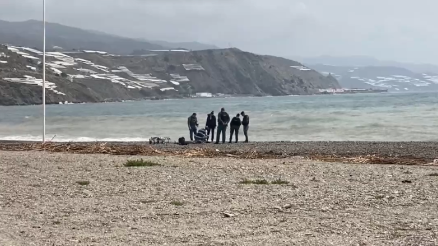 El mar devuelve otro cadáver en las playas de Granada y eleva a cinco los fallecidos en una semana