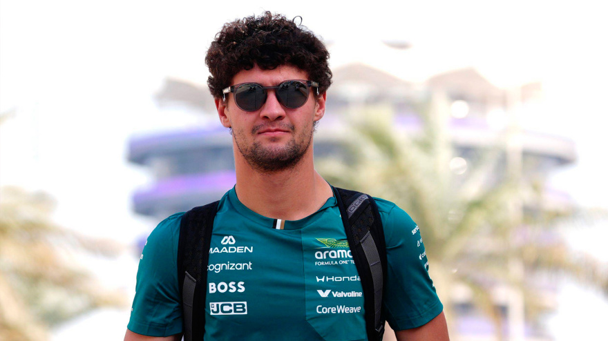 Jak Crawford, piloto reserva de Aston Martin