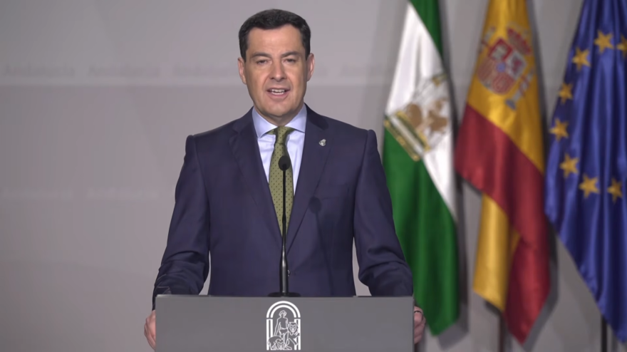 Juanma Moreno durante el anuncio de la convocatoria de elecciones