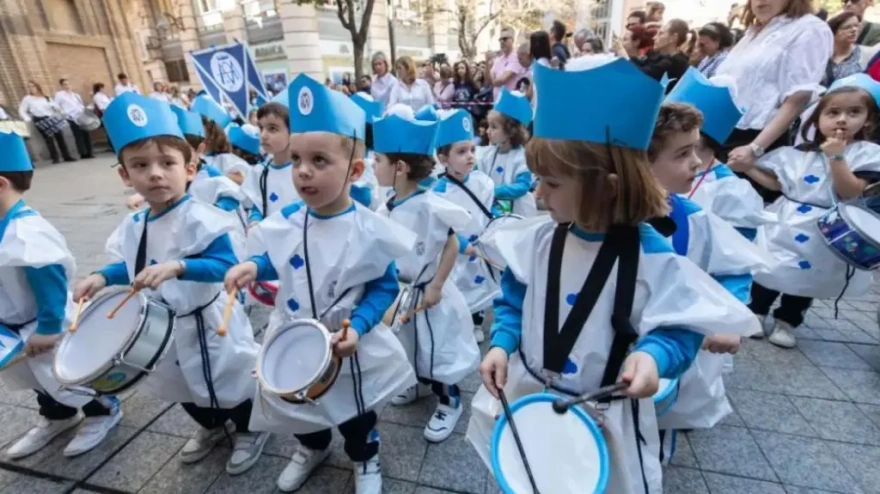 PROCESION INFANTIL DEL COLEGIO CALASANZ DE ZARAGOZA