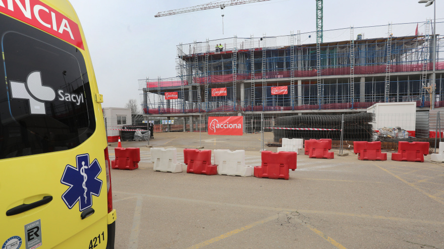 Obras del nuevo bloque técnico del Complejo Asistencial Universitario de Palencia