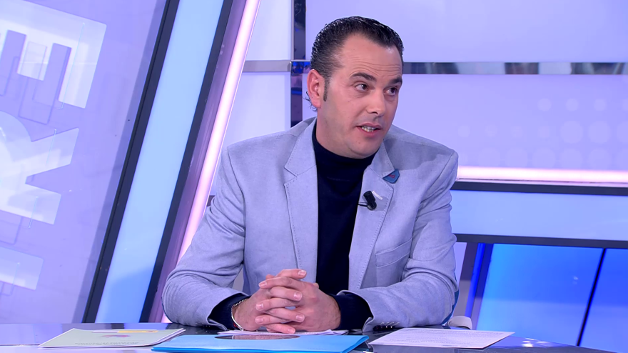 Manuel Hernández, transportista: "Las ayudas del Gobierno hay que cogerlas con pinzas: le dan a un repartidor 300 euros cuando la subida del combustible va a ser de unos 1.000 euros"