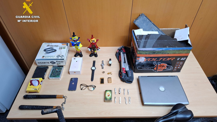 Objetos requisados por los agentes