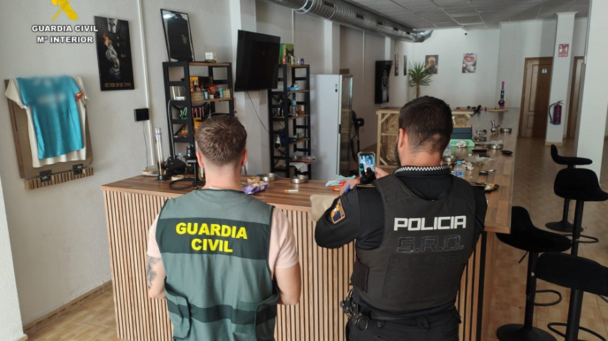 Desmanteladas en Torrevieja cinco asociaciones cannábicas que presuntamente vendían droga