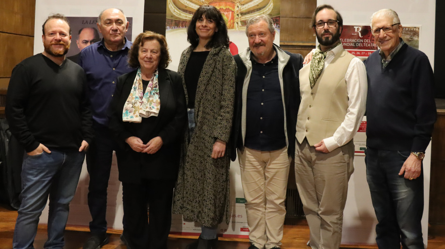El jueves por la tarde el teatro de Rojas acoge "La Lengua Madre" con Arturo Querejeta