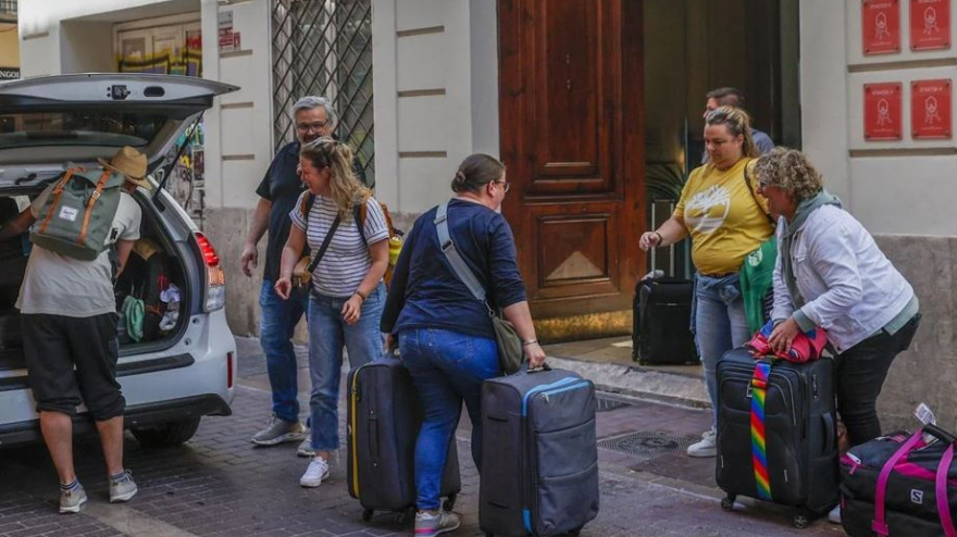 Los clientes prefieren reservar a través de las páginas web de los alojamientos que llamando por teléfono