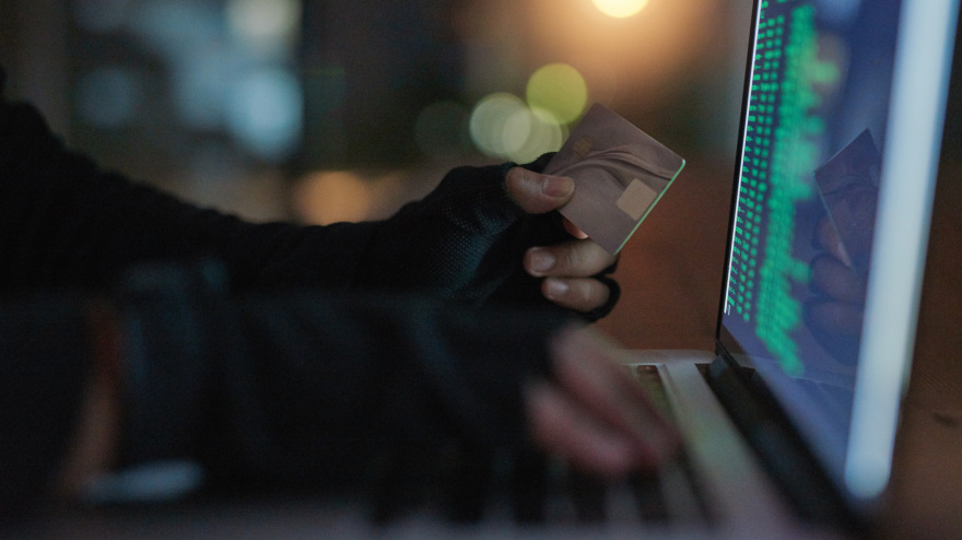 Hackean 93 GB de datos de bases de datos sensibles