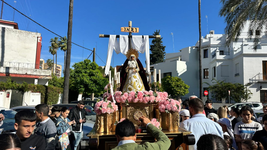 Procesión Colegio San Miguel