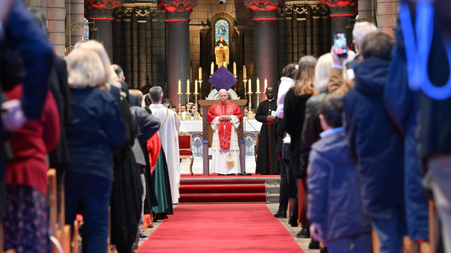 MONACO (Monaco), 28/03/2026.- Pope Leo XIV during a meeting with the catholic community in the Cathedral of the Immaculate Conception, Monaco, 28 March 2026. Pope Leo XIV is on apostolic journey to Monaco. (Papa) EFE/EPA/ETTORE FERRARI
