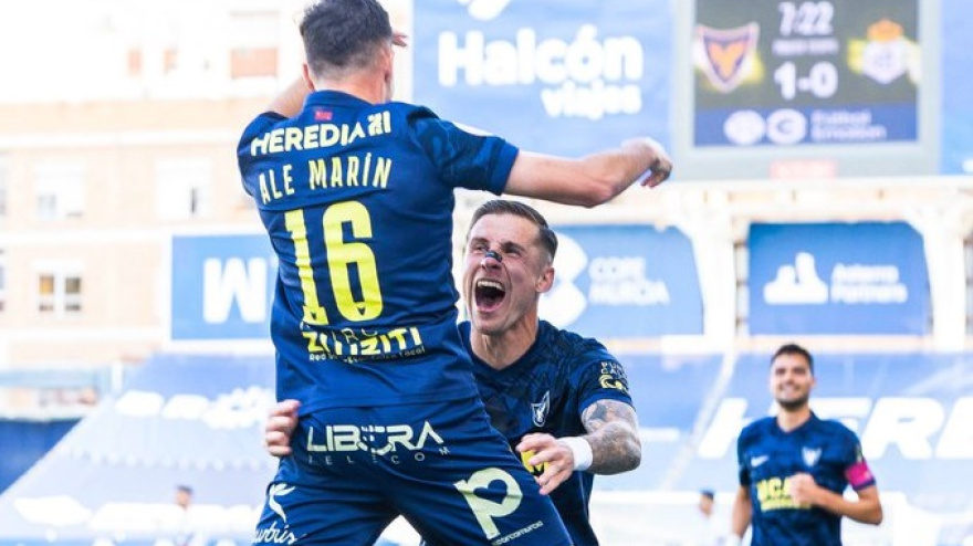 El UCAM Murcia CF duerme líder