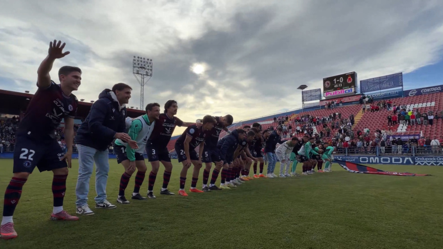 El Extremadura celebra el triunfo ante la Minera
