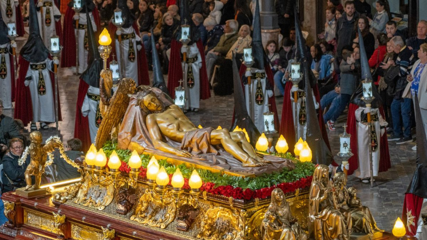 Procesión del Santo Entierro
