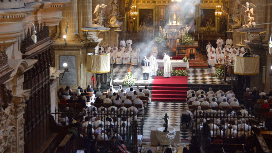 El obispo de Jaén llama a los sacerdotes a amar a la Iglesia "con un corazón nuevo"