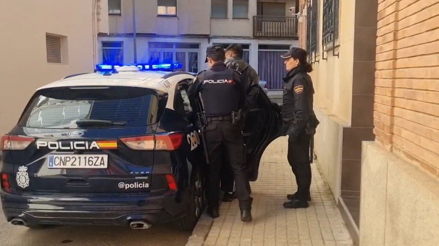 La Policía Nacional detiene en Jaca a un hombre por transportar inmigrantes irregulares a Portugal