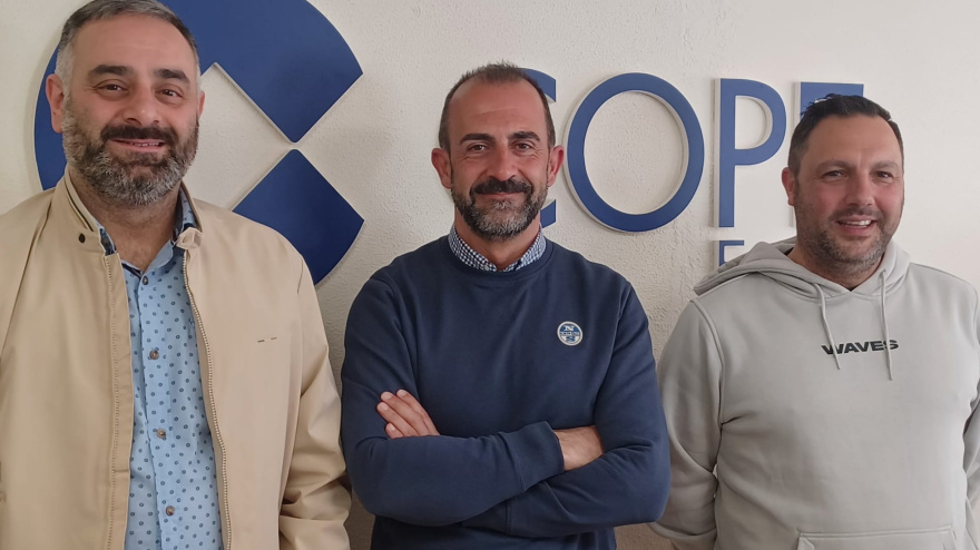 Juan José Couce, José Ángel Vázquez y  Ricardo García Aneiros  de Dolores