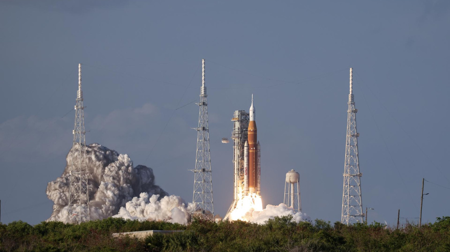Imágenes de la nave espacial Orión en su despegue hacia la Luna