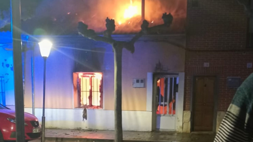 Jacinto Canales, subdelegado del gobierno en Valladolid, sobre la investigación abierta en el incendio de una vivienda en Tudela de Duero (Valladolid) en el que ha muerto un hombre de 60 años