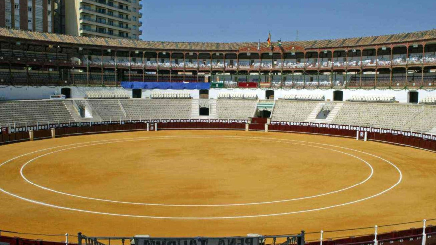 Vista de la plaza de toros de La Malagueta, donde este viernes ha fallecido Ricardo Ortiz