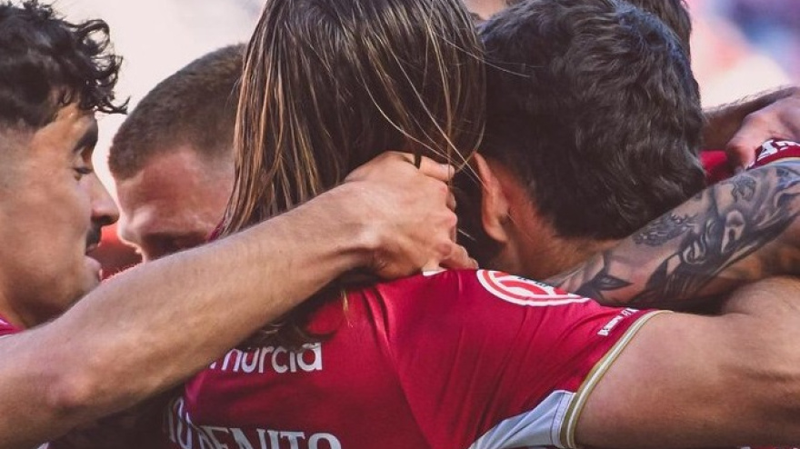 El Real Murcia sigue la escalada