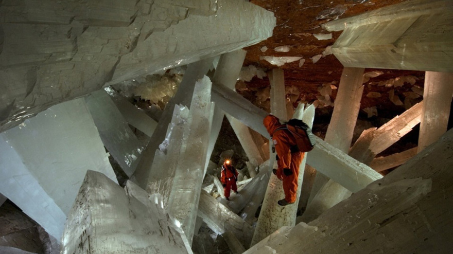 Interior de la geoda de Pulpí