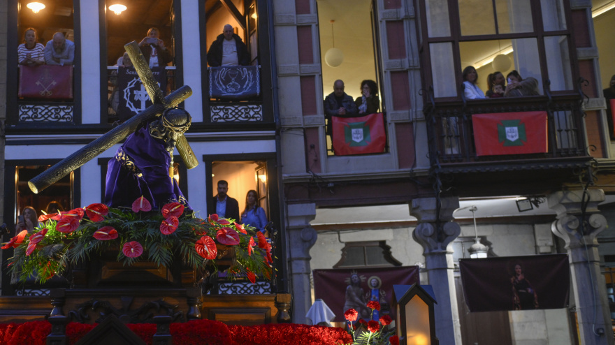Una imagen de una de las procesiones de esta Semana Santa en Avilés