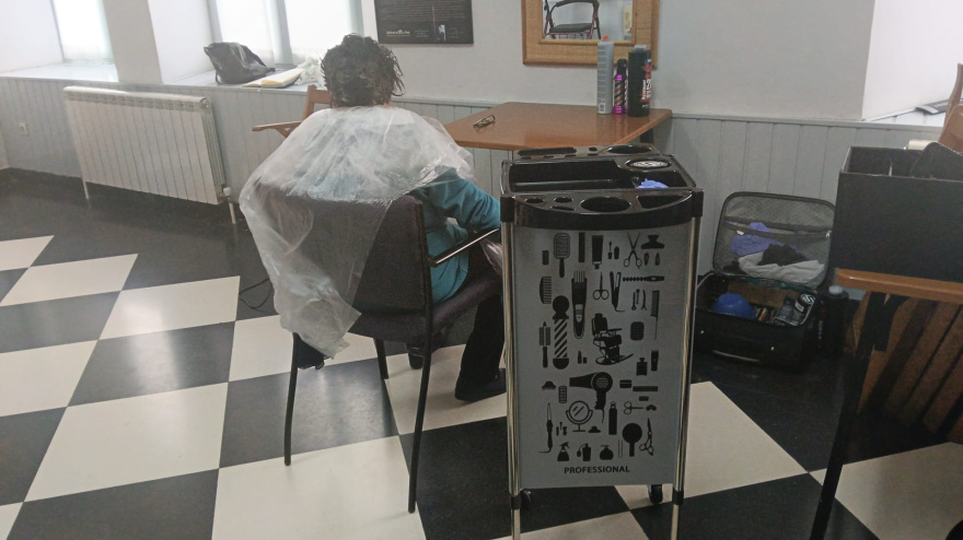 Ana, en su primer día de servicio en Nieva