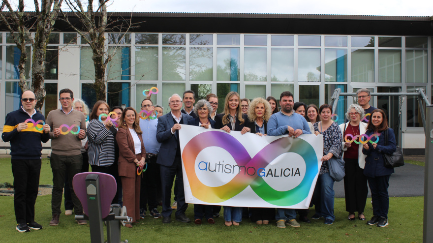 Foto de grupo Dia Mundial do Autismo