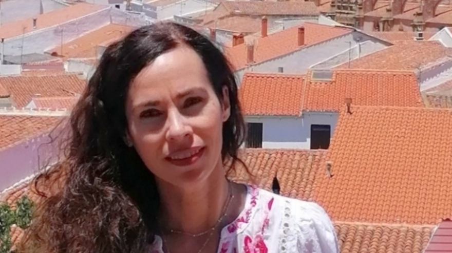 La poetisa de Azuaga, Carri