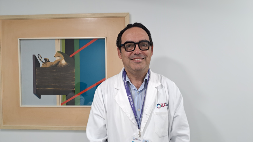 El gerente del Hospital HLA San Carlos de Dénia, David Vanyo, analiza los desafíos sanitarios actuales derivados del aumento de la longevidad y los nuevos hábitos de vida