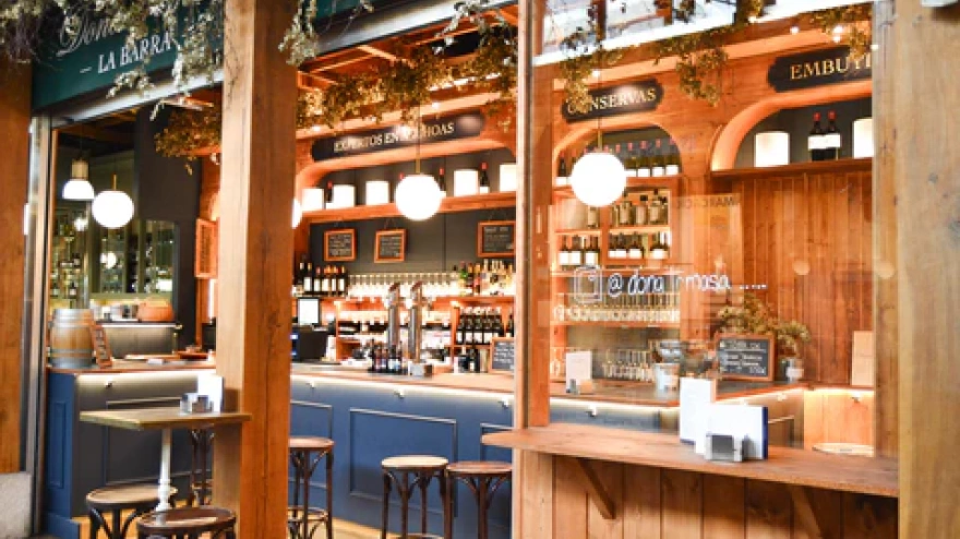 La Barra de Doña Tomasa en el Mercado del Este