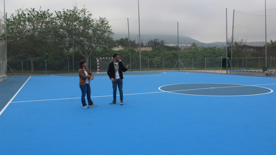 Dénia culmina la gran transformación de sus pistas deportivas en Madrigueres