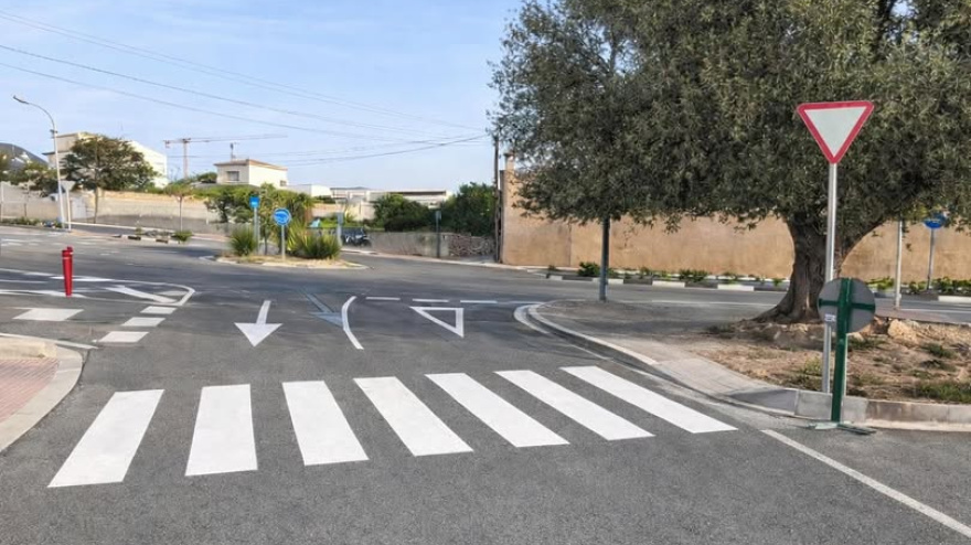 El tráfico en el entorno del CEIP Azorín de Calp será más fluido a partir de ahora